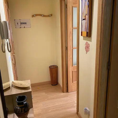 Alcal アパート アルカラ・ラ・レアル